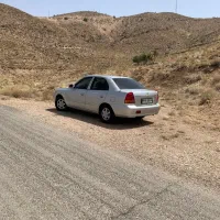 فروش یک دستگاه هیوندا ورنا مدل ۱۳۸۴