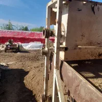 الک بزرگ با دینام قوی