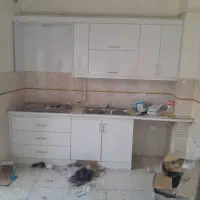 کابینت کاملا نو با سینگ دولگن نو و یک عدد هود لمسی