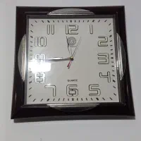 ساعت دیواری شب نما