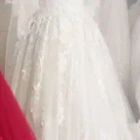 ب تعداد ۷ عدد تور عروس هم برا اجاره هم برا فروش