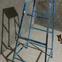 چهار پایه قدیمی