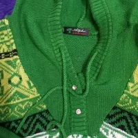 تعدادی لباس زمستونی درحدنو|لباس|رباطکریم, رباطکریم|دیوار