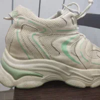 کفش اسپرت لژ دار