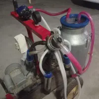 دستگاه شیردوش تمیز