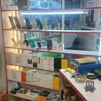 میز کار و ویترین و تخته رگال