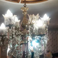 لوستر چراغ.