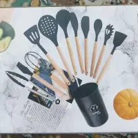 کفگیر ملاقه سیلیکونی دسته چوبی