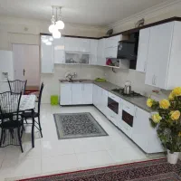 سوئیت منزل مبله دربست با پارکینگ سه دقیقه تا حرم