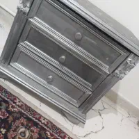 میز  کشودار کوچک