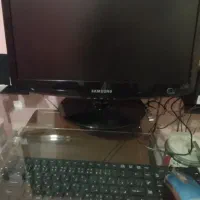 کامپیوتر دسکتاپ کامل دست دوم کم کار کرده با میز