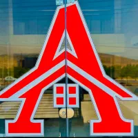 فروش-سه-خواب-قیمت-بسیار-عالی