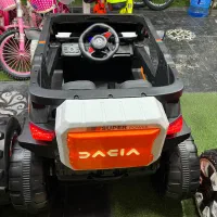 ماشین شارژی DACiA|اسباببازی|قم, وادی السلام|دیوار