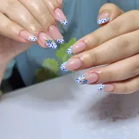 کاشت و ترمیم ناخن