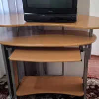 باسلام میز کامپیوتر چوب شرکت لردارا