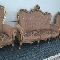 مبل سلطنتی ۹نفره بشرط سالم ۱۴ملیون