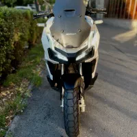 هندا ای دی وی -honda adv 160 1402