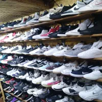 فروش انواع کفش های اورجینال و درجه یک