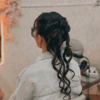 شنیون و میکاپ|خدمات آرایشگری و زیبایی|دورود, |دیوار