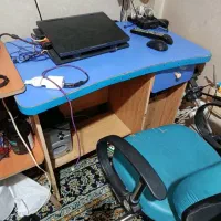 میز کامپیوتر و صندلی