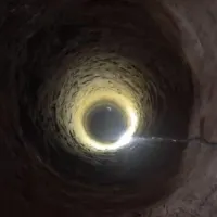 چاه کنی مغنی اب و فاضلاب