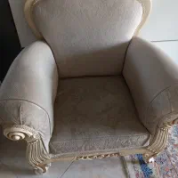 تعمیرات مبلمان رنگ کاری رویه کوبی نجاری تعویض پارچ|مبلمان خانگی و میز عسلی|مشکیندشت, |دیوار