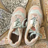 کفش اسپرت|کیف، کفش، کمربند|هشتگرد, شهرک وحدت|دیوار