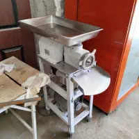 چرخ گوشت در حد نو  الکتروکار و یخچال
