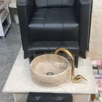 صندلی پدیکور در حد نو سالم بدون خط و خش