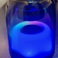 اسپیکر کوچک فضایی