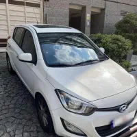 I20 مدل 2014 یک درب رنگ