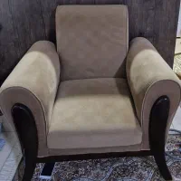 مبل هفت نفره و جلو مبلی|مبلمان خانگی و میز عسلی|رشت, جانبازان|دیوار