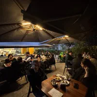 سالن کار پر انرژی|استخدام خدمات فروشگاه و رستوران|تهران, هروی|دیوار