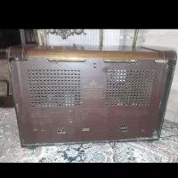 رادیو قدیمی|کلکسیون اشیاء عتیقه|اراک, |دیوار