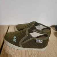 کتانی پسرانه|کفش و لباس بچه|اندیشه, اندیشه فاز ۴|دیوار