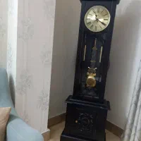 ساعت ایستاده چوبی