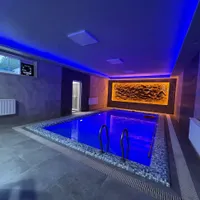 اجاره روزانه/هفتگی/ماهانه ویلا|اجارهٔ کوتاه‌مدت ویلا و باغ|بندر انزلی, شانگهای پرده|دیوار