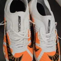 کتونی فوتسال