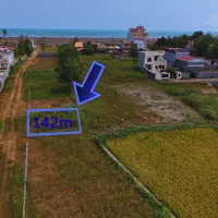 زمین ساحلی چسبیده به شهرک برندباویوزیبای دریای خزر