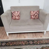 دو عدد مبل دو نفره کاملا سالم