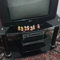 تلویزیون و میز تلویزیون