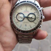 ساعت سه موتور امگا درحد