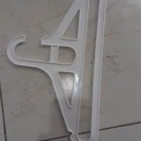 آویز لباس مارک شیک به تعداد ۱۵۰۰ عدد