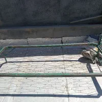 تخت فلزی تاشو
