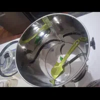 آبمیوه گیری.سبزی خردکن.|آبمیوه‌گیر و آب‌مرکبات‌گیر|شیراز, شهرک مهرگان|دیوار