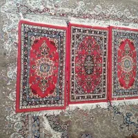 سه عدد قالیچه پادری
