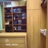 دکور و قفسه چوب بوتیک