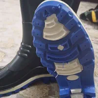 چکمه پلاستیکی