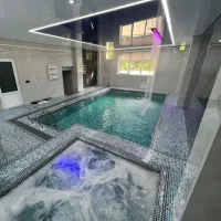 ویلا استخر و جکوزی فول امکانات محدوده نمک آبرود