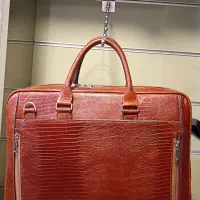 کیف چرم طبیعی (گاوی)